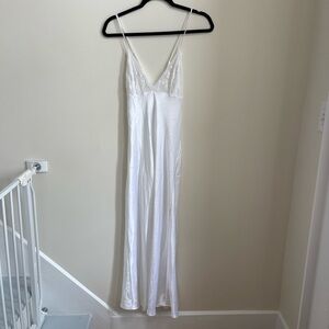 White Lace Floral Slip - Size Small